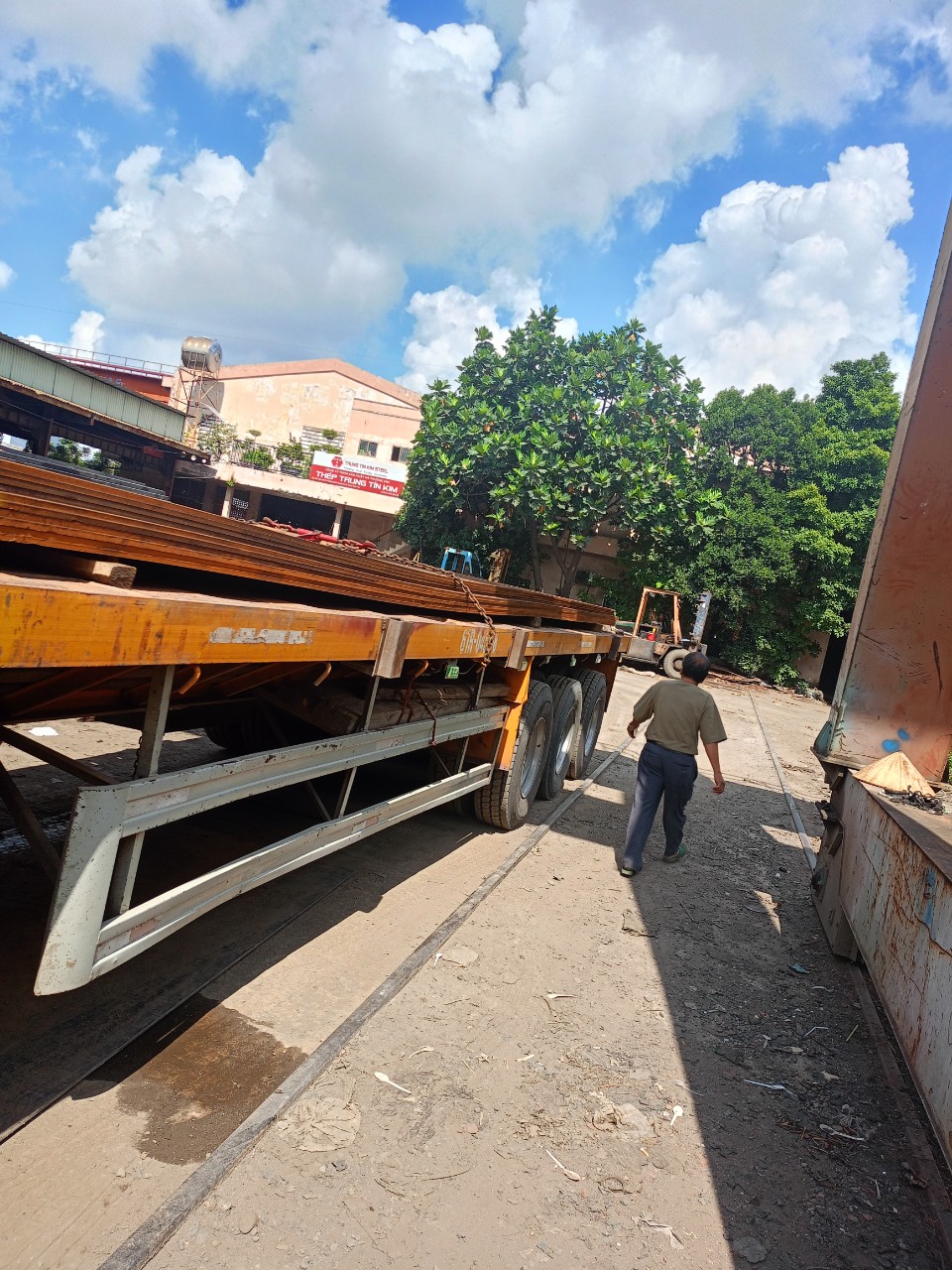 42246e0811e6b5b8ecf7