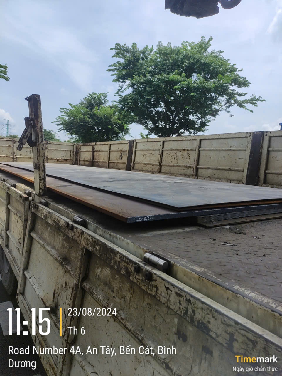 5b6aa0fb195bbd05e44a