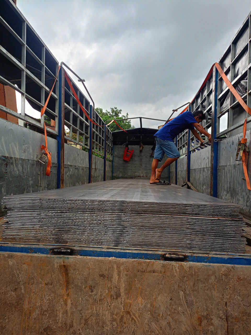 ad77ca27dd647b3a2275